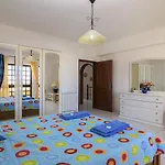 Quinta Do Sol By Interhome Armação de Pêra