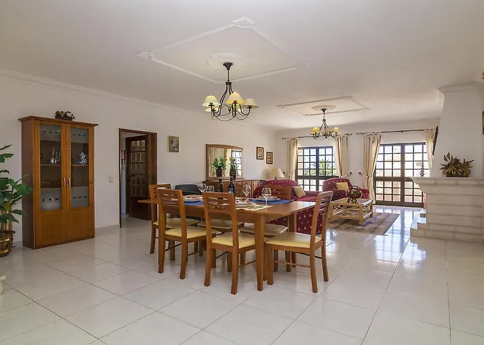 Quinta Do Sol By Interhome Armação de Pêra
