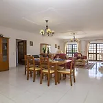 Quinta Do Sol By Interhome Armação de Pêra
